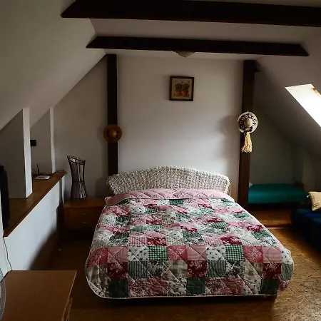Bily Dvur Apartamento